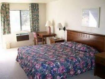 Motel 6 Lake Elsinore, Ca Esterno foto